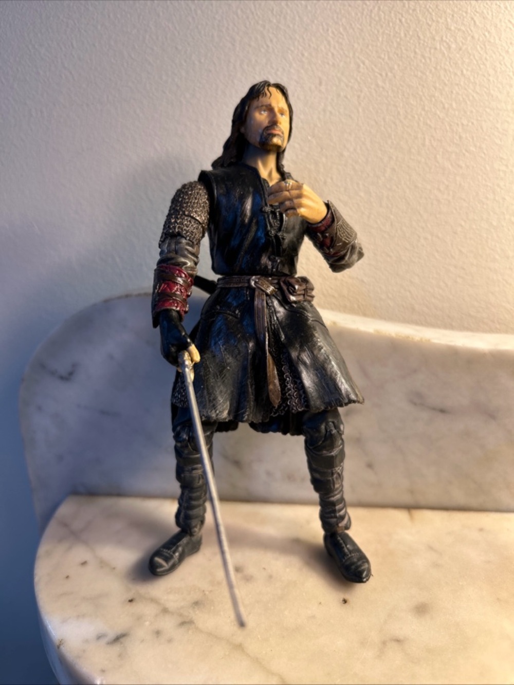 The Lord of The Rings Helm’s Deep Aragorn 2002 The Two Towers Toy Biz